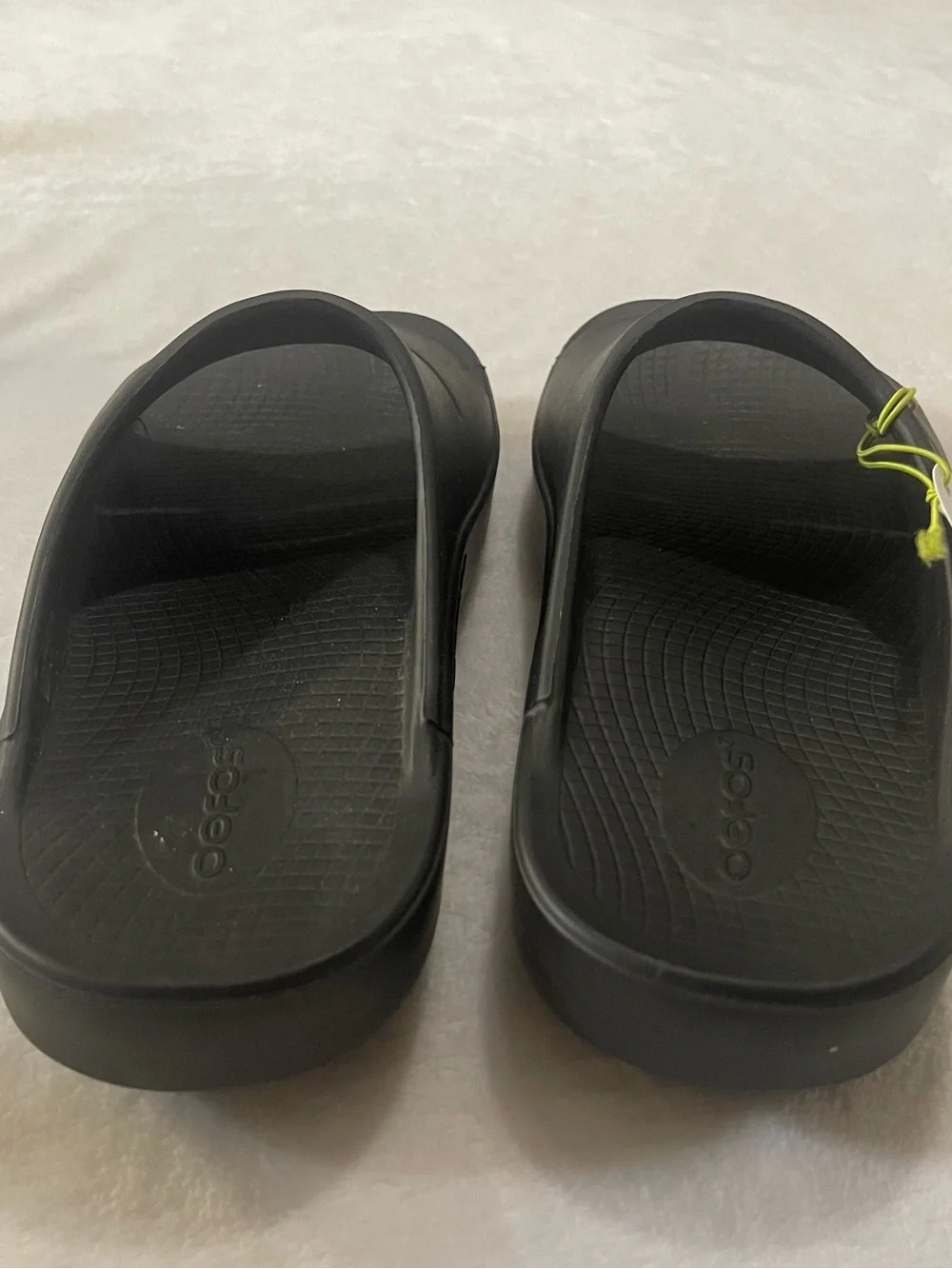 OOFOS Black OOAHH Slide Sandals M9 W11 NWT